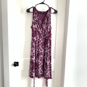 Stunning 41 Hawthorn purple floral tie-back midi dress